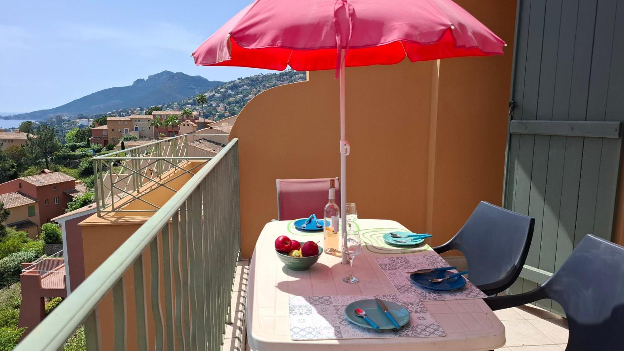Rochemarine Panoramic Apartment เตอูล-ซูร์-แม ภายนอก รูปภาพ
